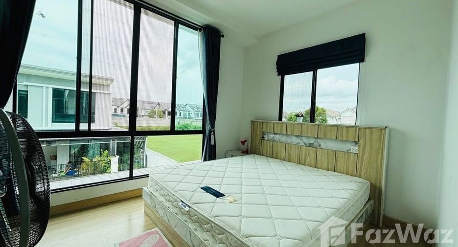 For rent 2 bedrooms house in Khlong Sam Wa, Bangkok