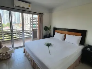 À louer studio appartement à Khlong Toei, Bangkok