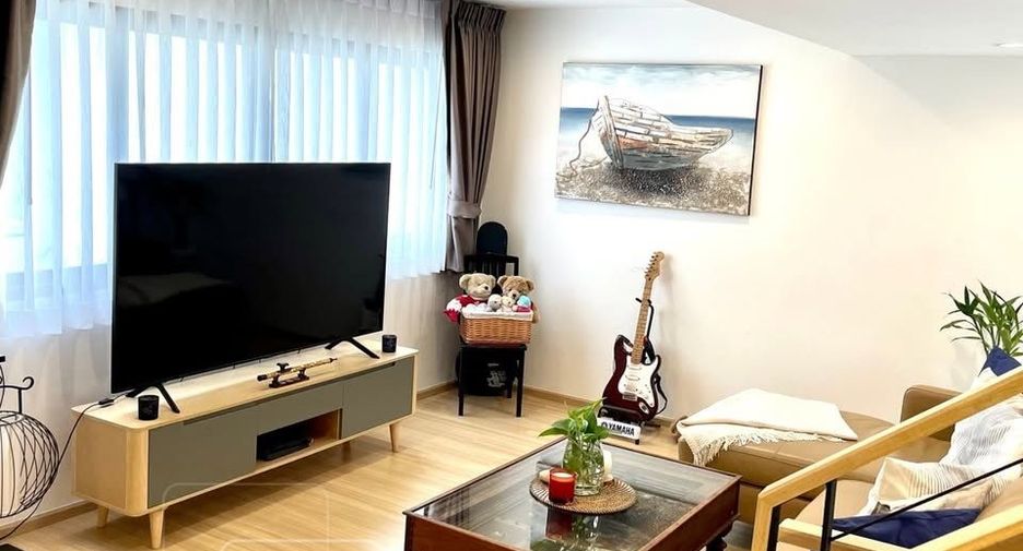 For rent 3 bedrooms house in Suan Luang, Bangkok