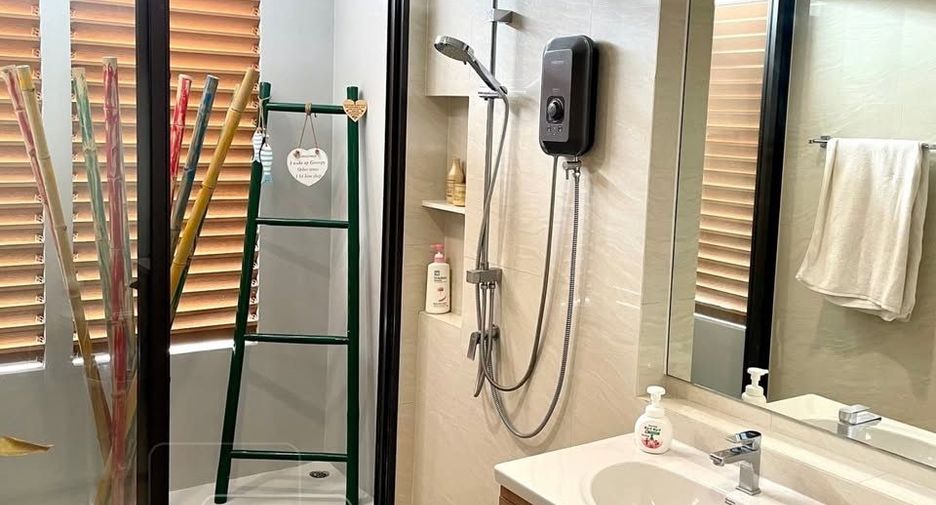 For rent 3 bedrooms house in Suan Luang, Bangkok