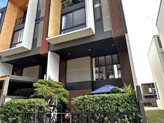 For rent 3 bedrooms house in Suan Luang, Bangkok
