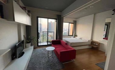 Wohnung zur Miete mit 1 Zimmer in Watthana, Bangkok