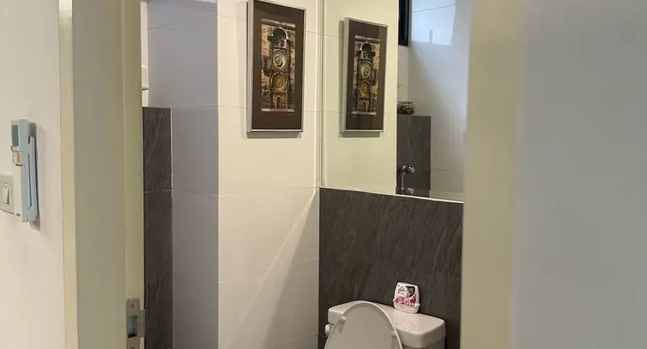 For rent 4 bedrooms office in Bueng Kum, Bangkok