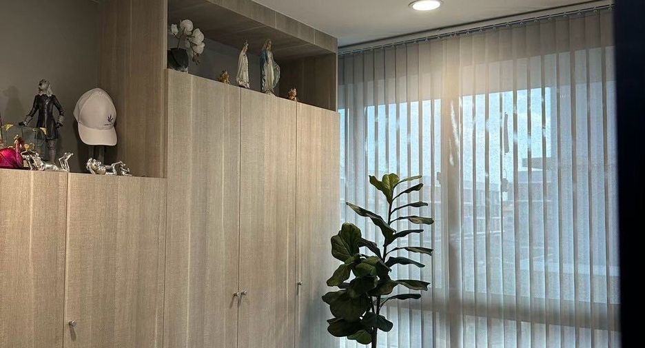 For rent 4 bedrooms office in Bueng Kum, Bangkok