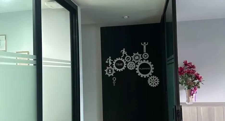 For rent 4 bedrooms office in Bueng Kum, Bangkok