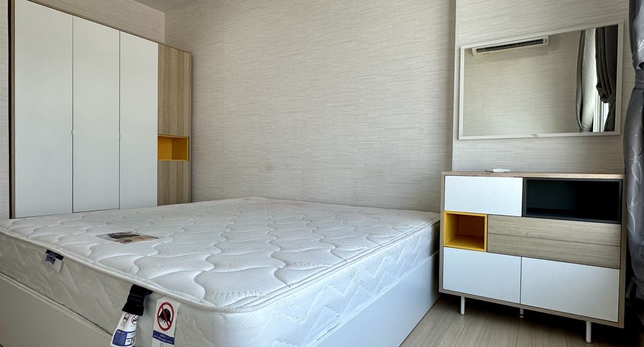 À louer 2 chambres condo à Yan Nawa, Bangkok