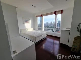For rent 2 bedrooms condo in Pathum Wan, Bangkok