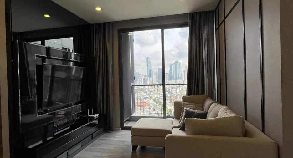 For rent 2 bedrooms condo in Sathon, Bangkok