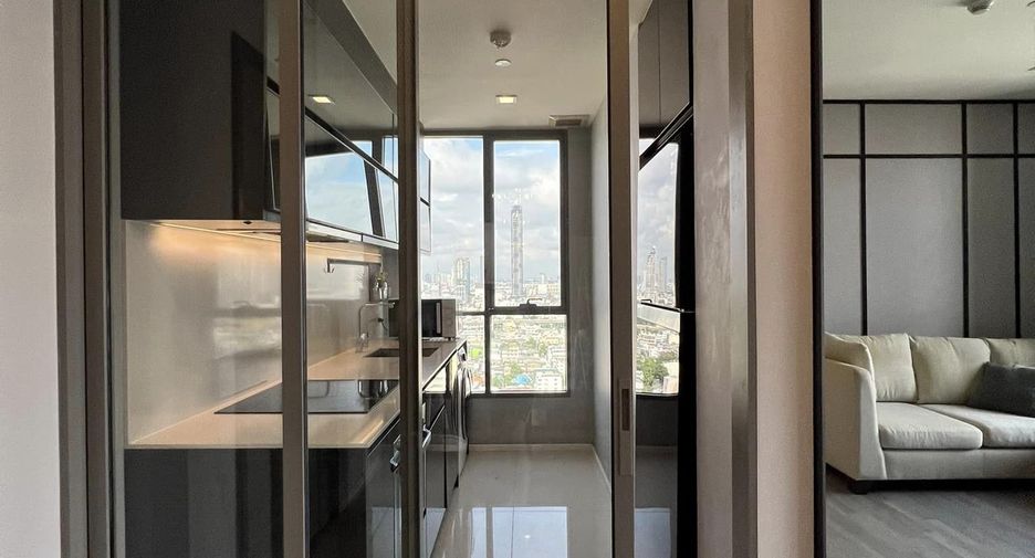 For rent 2 bedrooms condo in Sathon, Bangkok