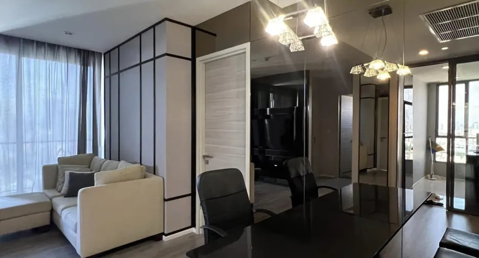 For rent 2 bedrooms condo in Sathon, Bangkok