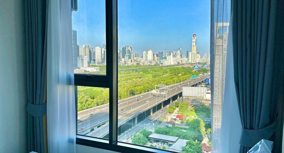 Condo en alquiler de 1 habitaciones en Huai Khwang, Bangkok
