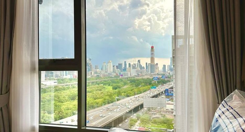 Condo en alquiler de 1 habitaciones en Huai Khwang, Bangkok