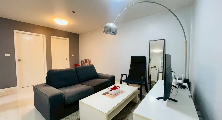 For rent 2 bedrooms condo in Bang Na, Bangkok