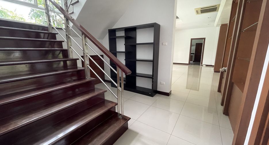 For rent 6 bedrooms house in Suan Luang, Bangkok