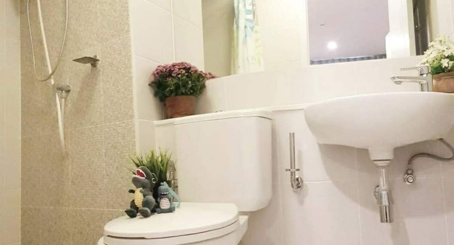 For rent 1 bed condo in Phra Khanong, Bangkok