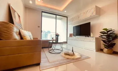 For rent 2 bedrooms condo in Watthana, Bangkok