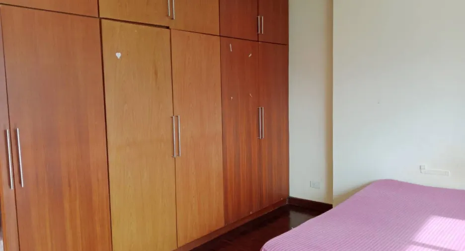For rent 4 bedrooms condo in Watthana, Bangkok