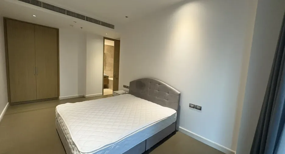 Condo en alquiler de 2 habitaciones en Pathum Wan, Bangkok