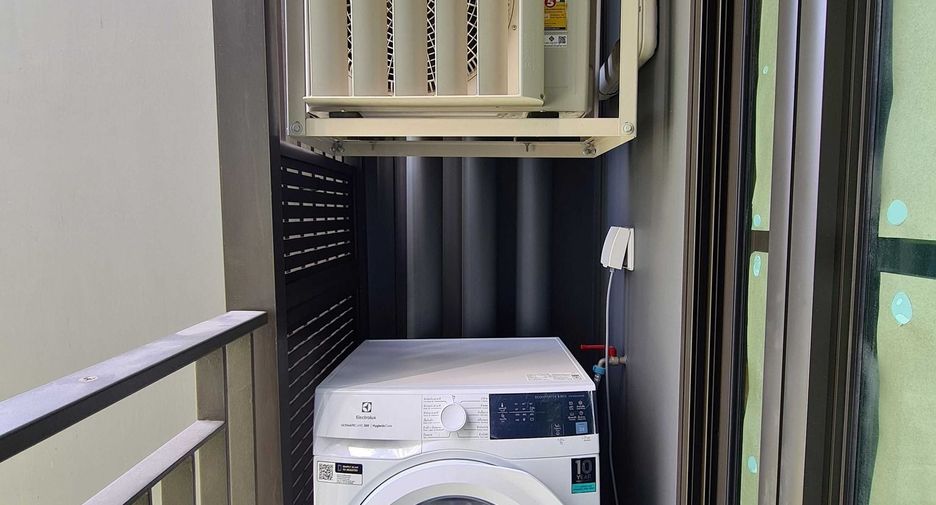 For rent 1 bed condo in Thon Buri, Bangkok
