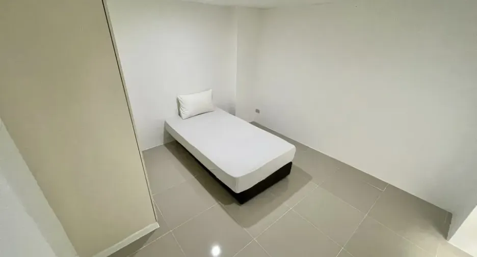 Condo en alquiler de 2 habitaciones en Khlong Toei, Bangkok