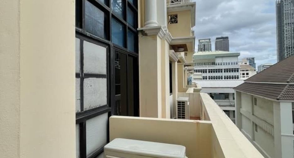 For rent 1 bed condo in Bang Rak, Bangkok