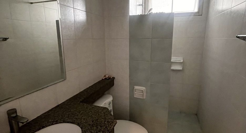 For rent 3 bedrooms apartment in Sathon, Bangkok