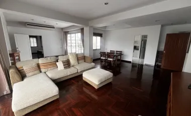 À louer 3 chambres appartement à Sathon, Bangkok