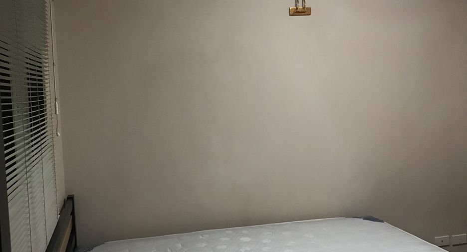 For rent 2 bedrooms condo in Pathum Wan, Bangkok