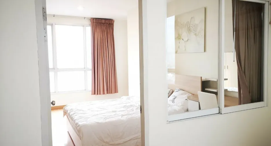 For rent 1 bed condo in Huai Khwang, Bangkok