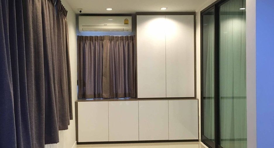 For rent 3 bedrooms house in Bang Kapi, Bangkok