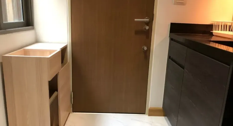 Wohnung zur Miete mit Studio in Sathon, Bangkok