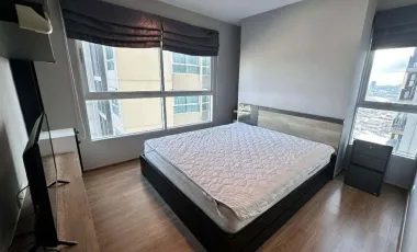 For rent 2 bedrooms condo in Yan Nawa, Bangkok
