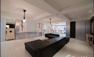 Wohnung zur Miete mit 4 Zimmer in Khlong Toei, Bangkok