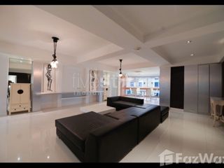 For rent 4 bedrooms condo in Khlong Toei, Bangkok