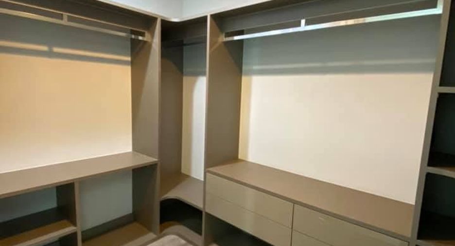 Wohnung zur Miete mit 3 Zimmer in Sathon, Bangkok