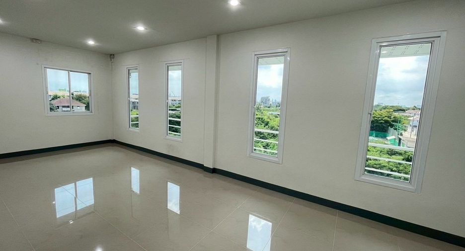 For rent 9 bedrooms office in Suan Luang, Bangkok