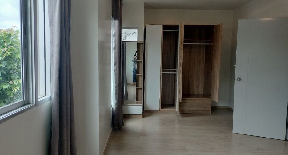 For rent 3 bedrooms house in Bang Phli, Samut Prakan