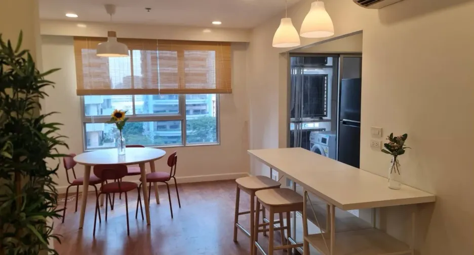 For rent 2 bedrooms condo in Khlong Toei, Bangkok