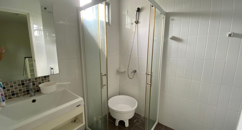 For rent 3 bedrooms townhouse in Min Buri, Bangkok
