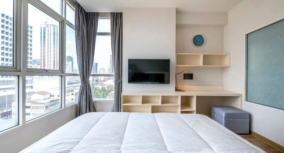 For rent 2 bedrooms condo in Ratchathewi, Bangkok