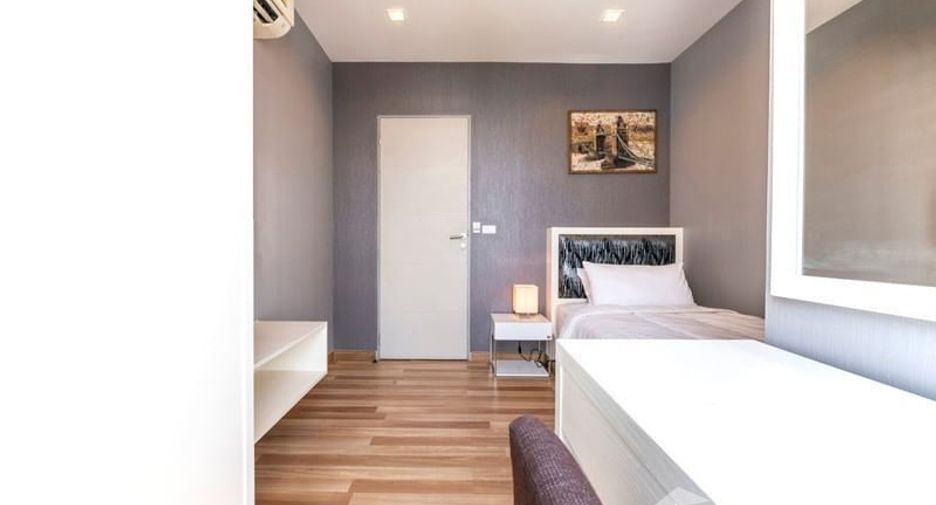For rent 2 bedrooms condo in Ratchathewi, Bangkok