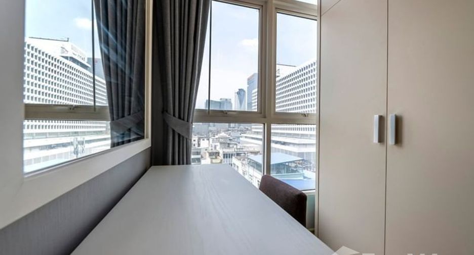 For rent 2 bedrooms condo in Ratchathewi, Bangkok