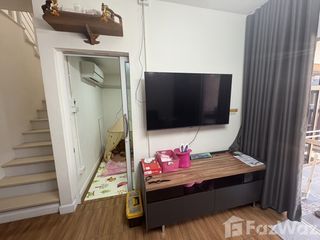 Аренда 3 спальни таунхаус в Сапхан Сунг, Бангкок