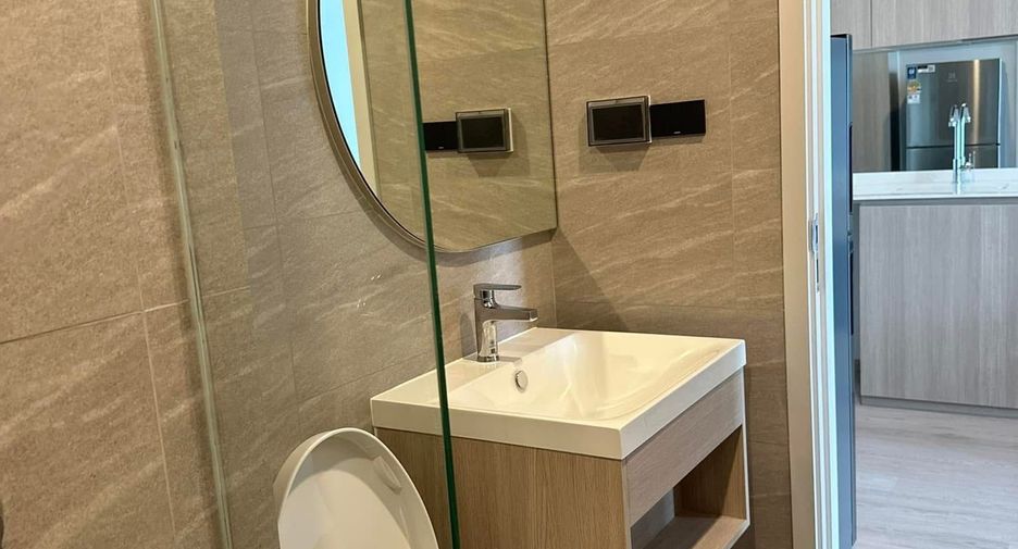 For rent 1 bed condo in Khlong San, Bangkok
