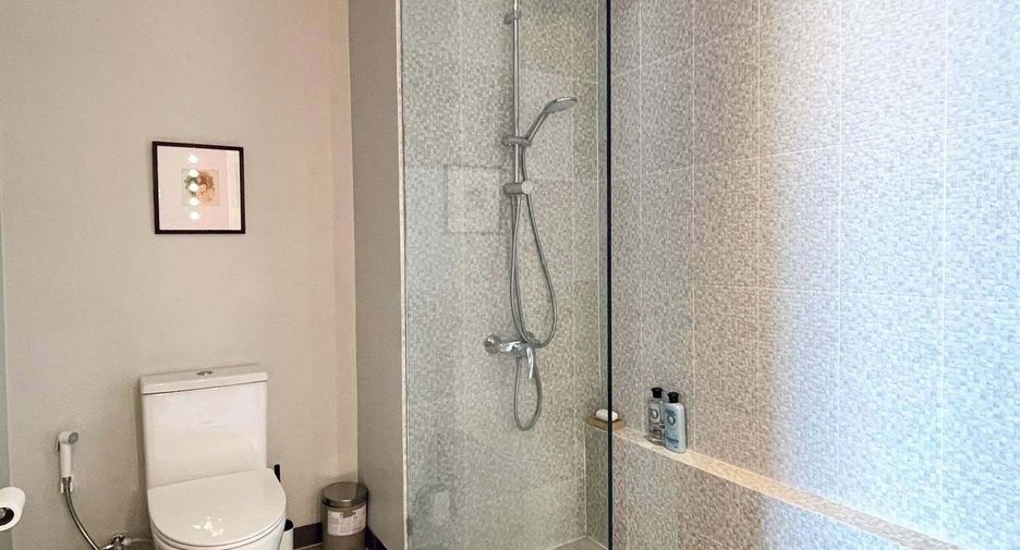 For rent 1 bed condo in Yan Nawa, Bangkok