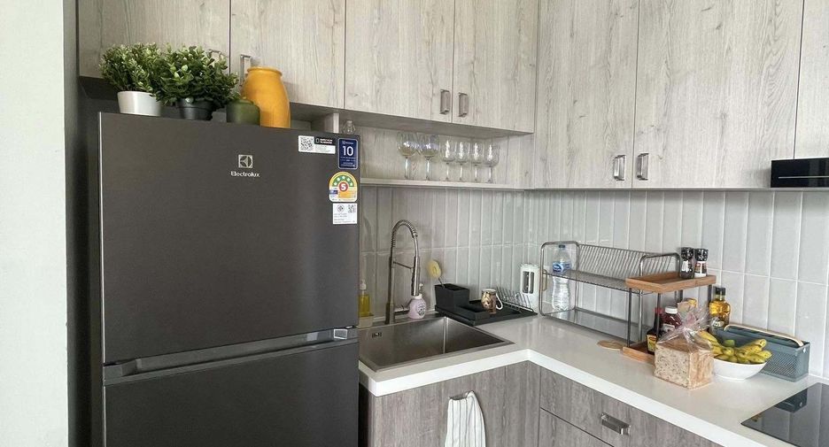 For rent 1 bed condo in Yan Nawa, Bangkok