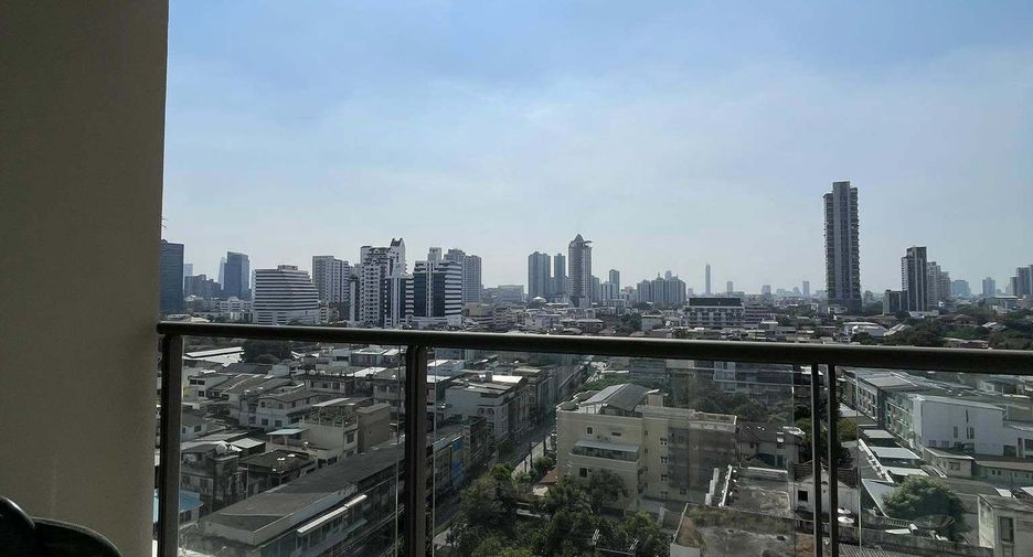For rent 1 bed condo in Yan Nawa, Bangkok