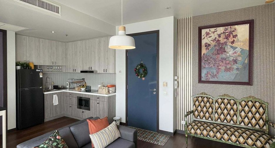 For rent 1 bed condo in Yan Nawa, Bangkok