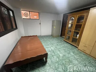 出租 3 卧室 独立屋 在 Lak Si, 曼谷