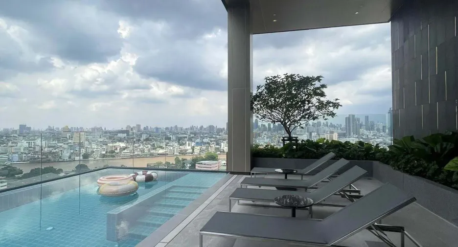 Wohnung zur Miete mit 1 Zimmer in Khlong San, Bangkok